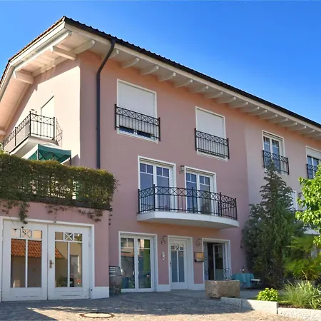 Charming With Terrace In Nyaraló